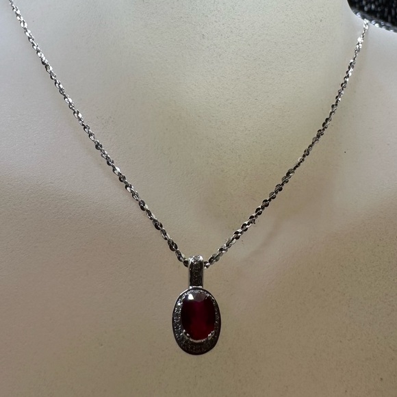 Ruby and Diamond pendant 14kt (NEW) - Picture 6 of 13